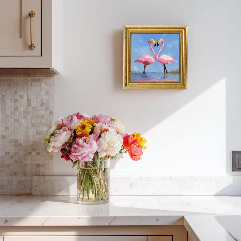 Mini Flamingo Oil Painting: Heart-Shaped Still Life in Golden Frame