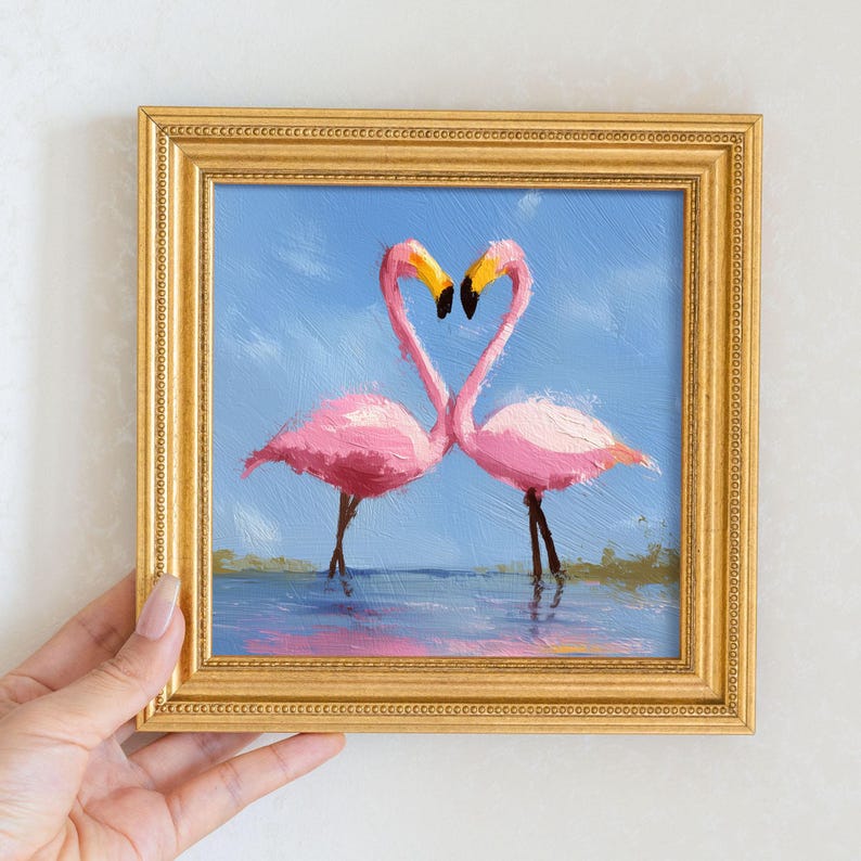 Mini Flamingo Oil Painting: Heart-Shaped Still Life in Golden Frame