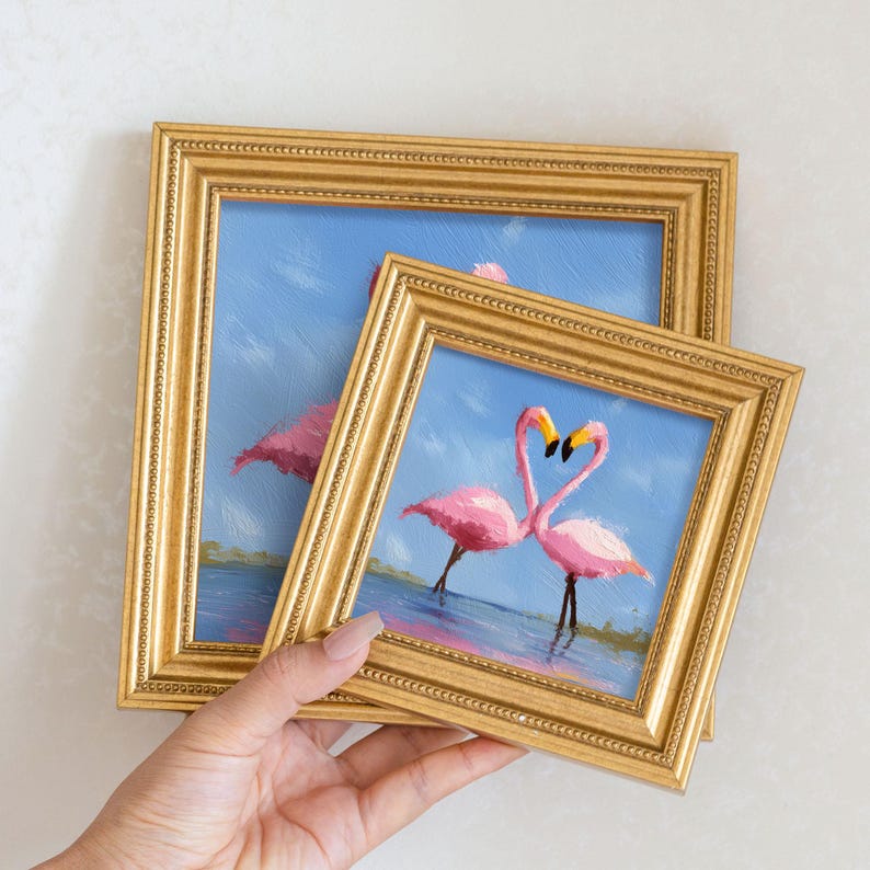 Mini Flamingo Oil Painting: Heart-Shaped Still Life in Golden Frame